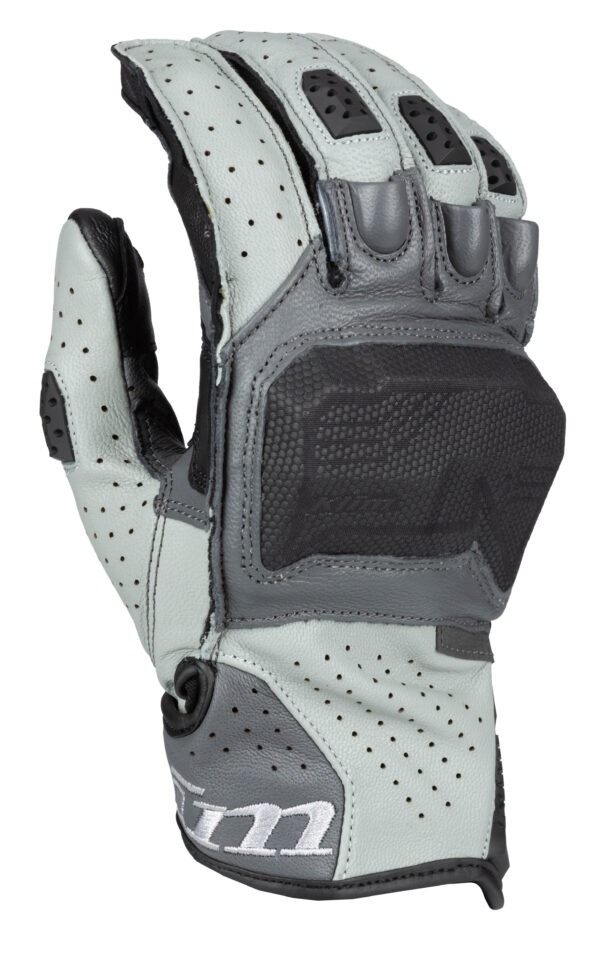 3924-003_Monument Gray_01